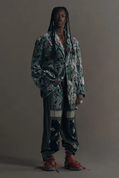 Look 8